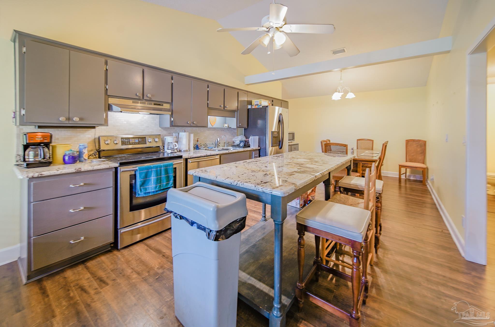 955 East Kingsfield Road Cantonment, FL 32533 - Photo 11 of 50 Gallery Image 11