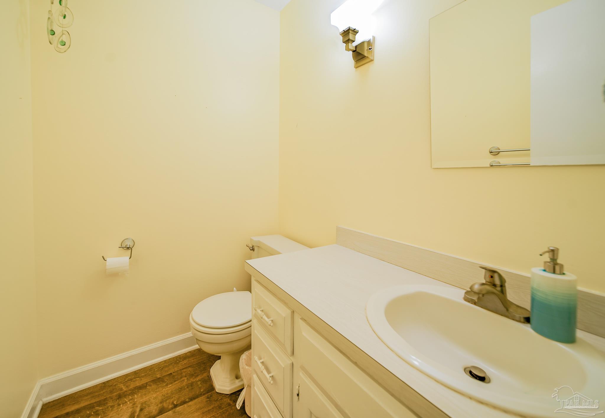 955 East Kingsfield Road Cantonment, FL 32533 - Photo 15 of 50 Gallery Image 15
