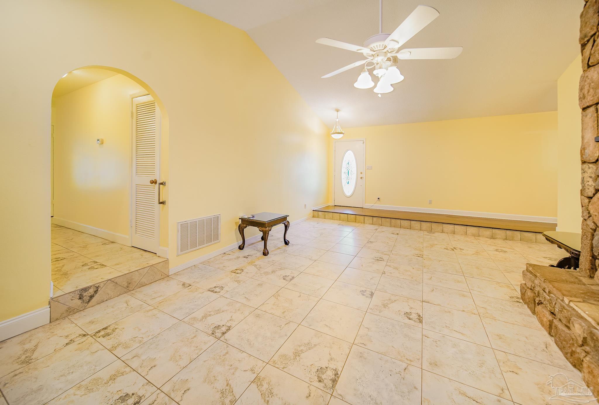 955 East Kingsfield Road Cantonment, FL 32533 - Photo 7 of 50 Gallery Image 7