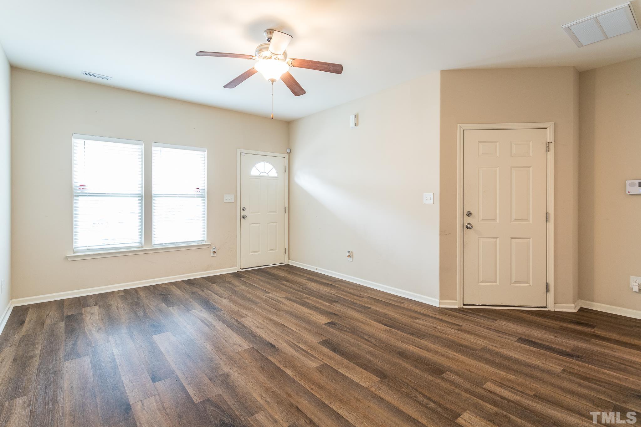 6420 Hatchies Drive Raleigh, NC 27610 - Photo 4 of 34