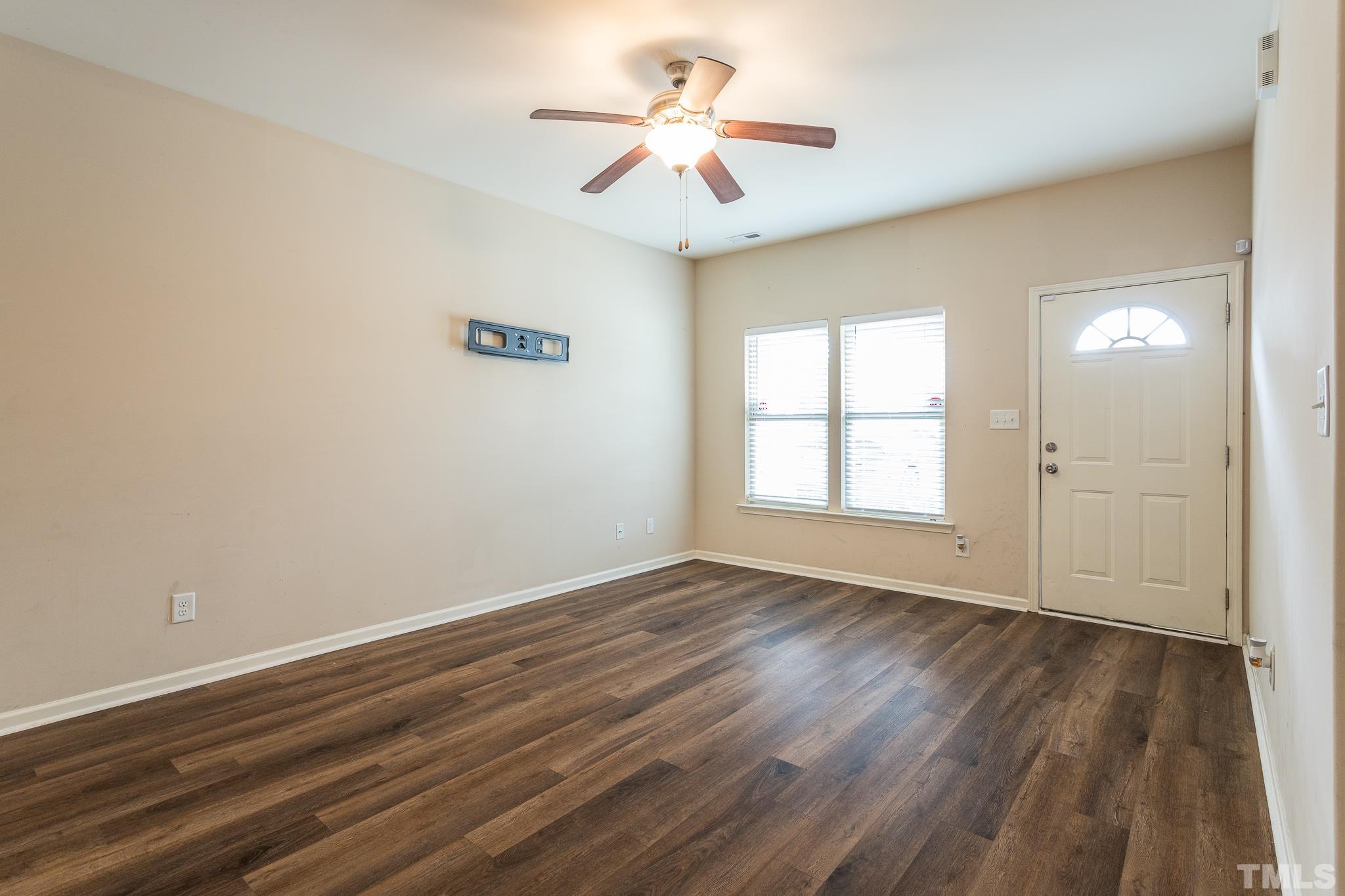 6420 Hatchies Drive Raleigh, NC 27610 - Photo 6 of 34