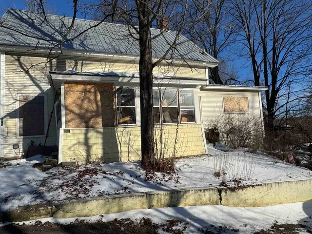 $110,000 | 100 Brooklyn Street, Morristown, VT 05661