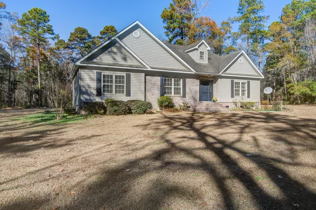 $785,800 | 334 County Rd O C - 3128, Holly Hill, SC 29059