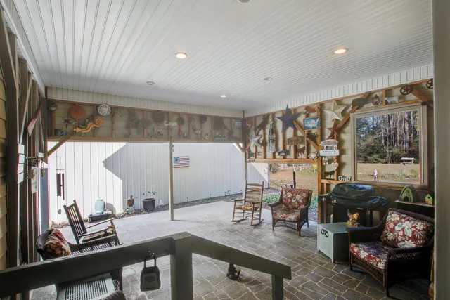 $785,800 | 334 County Rd O C - 3128, Holly Hill, SC 29059