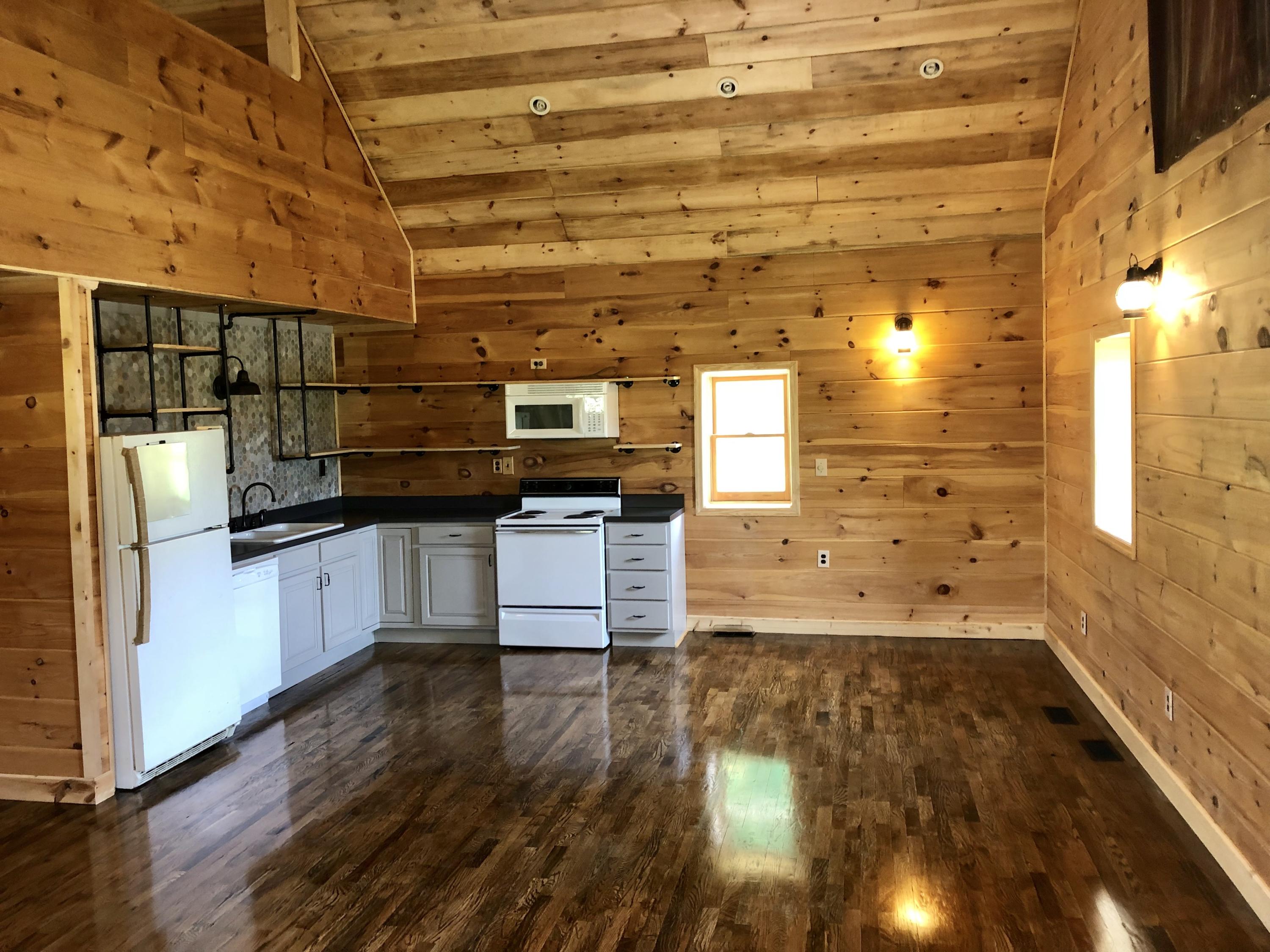 2193 Snodgrass Road New Tazewell, TN 37825 - Photo 4 of 35 kitchen dining area
