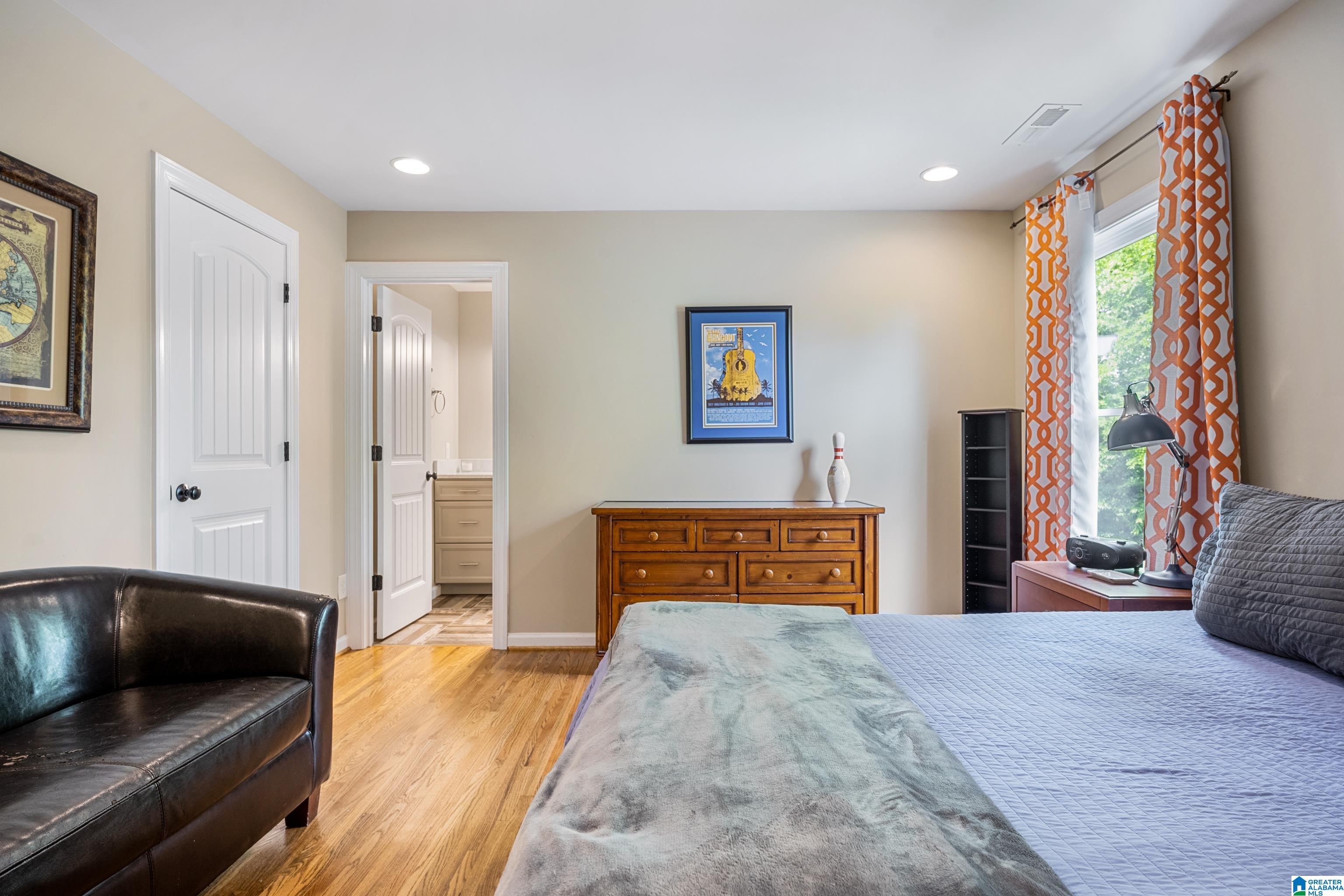 3653 Crestside Road Birmingham, AL 35223 - Photo 31 of 47