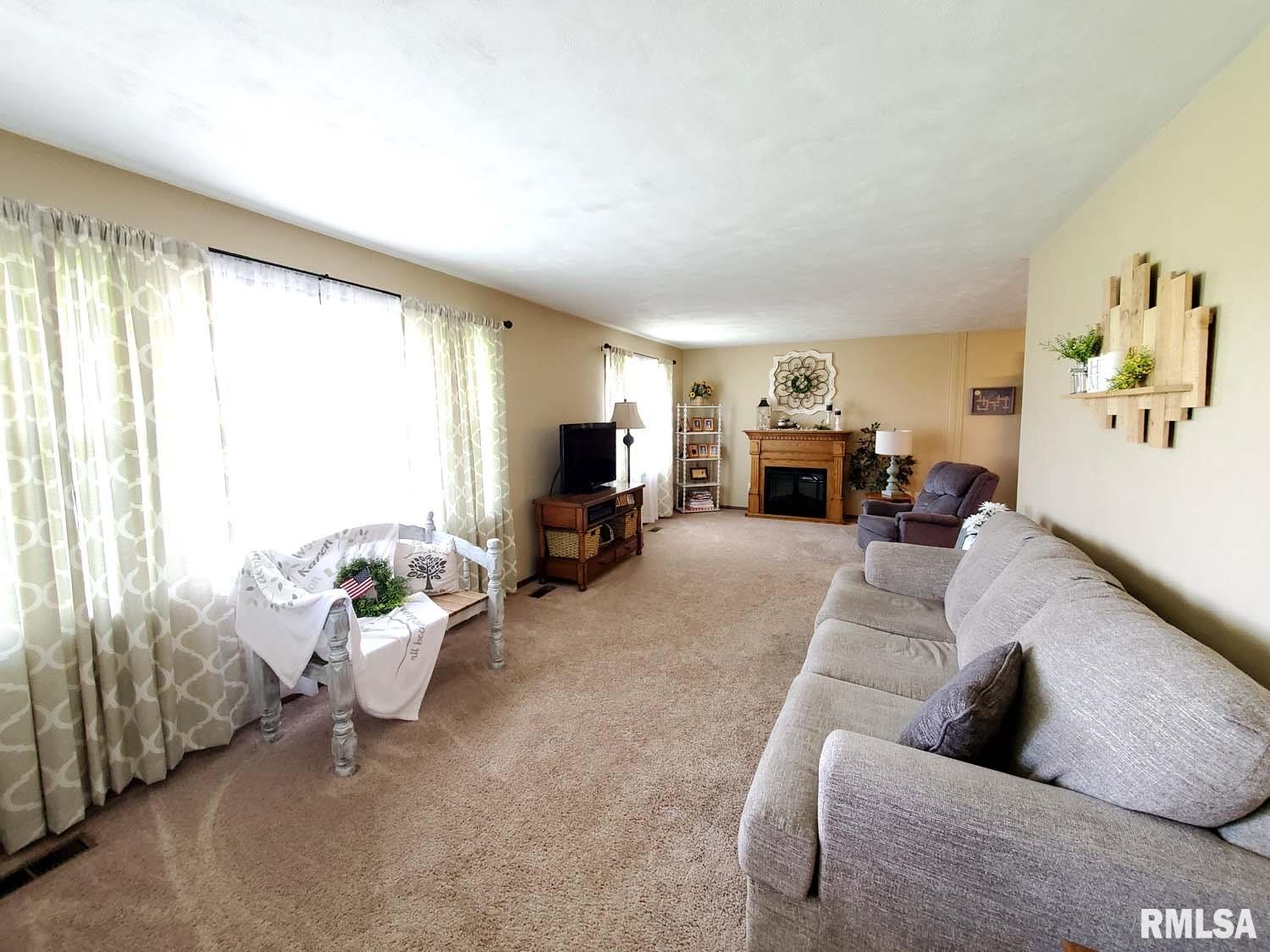 1167 Schwartz Road Centralia, IL 62801 - Photo 25 of 42