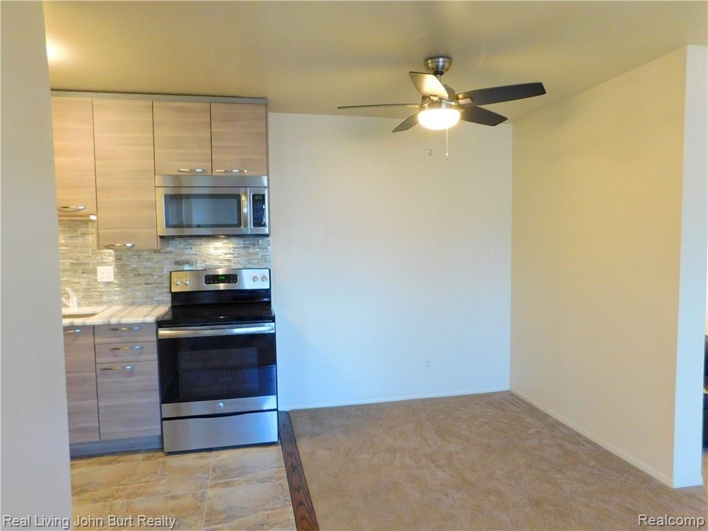 805 Plate Street, Unit 210 Rochester, MI 48307 - Photo 9 of 21