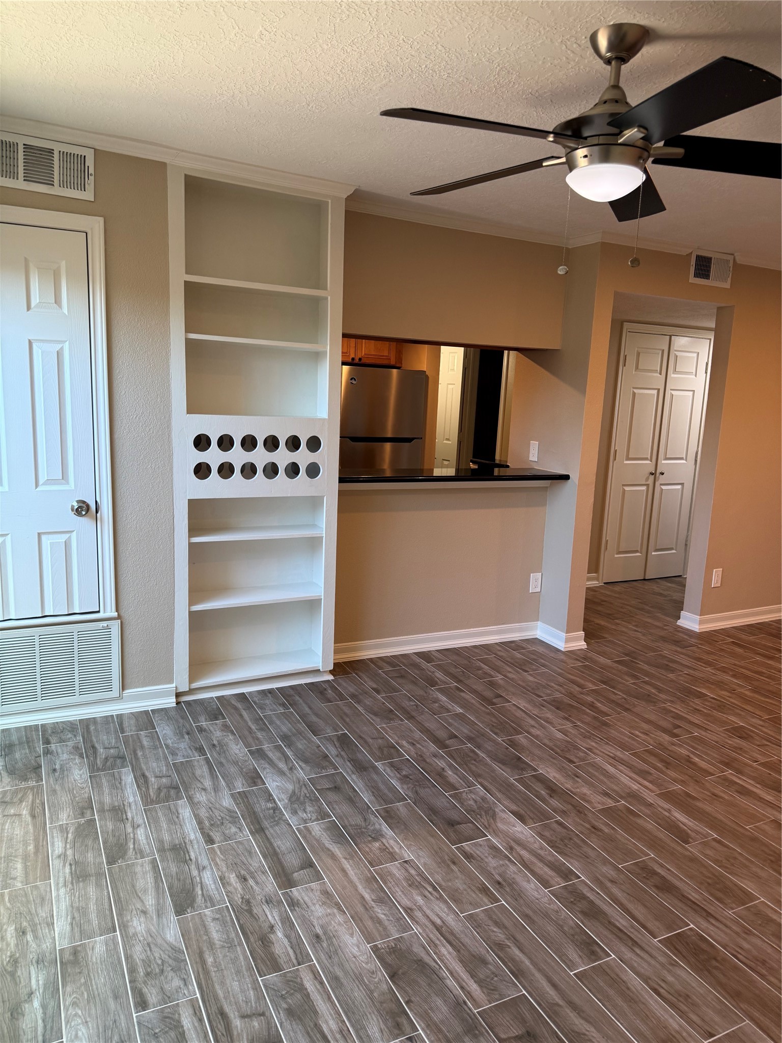 1909 Brun Street, Unit 4 Houston, TX 77019 - Photo 9 of 50