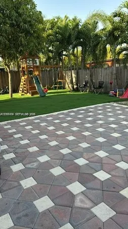 $880,000 | 1522 Southwest 144th Avenue, Miami, FL 33184