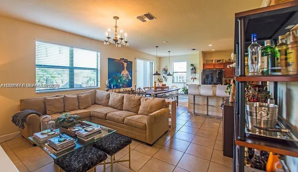 $880,000 | 1522 Southwest 144th Avenue, Miami, FL 33184