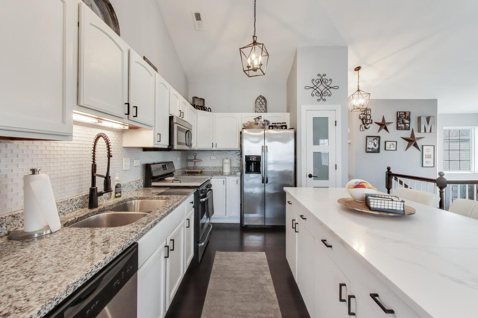 2325 Georgetown Circle Aurora, IL 60503 - Photo 9 of 40