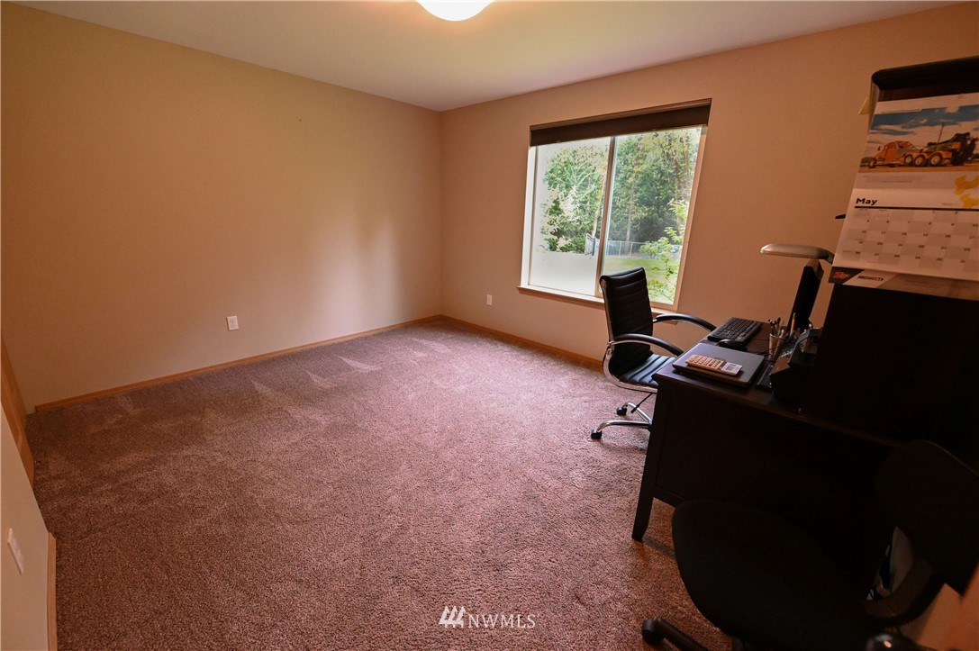 6430 Southeast King Road Port Orchard, WA 98367 - Photo 17 of 25 Gallery Image 17