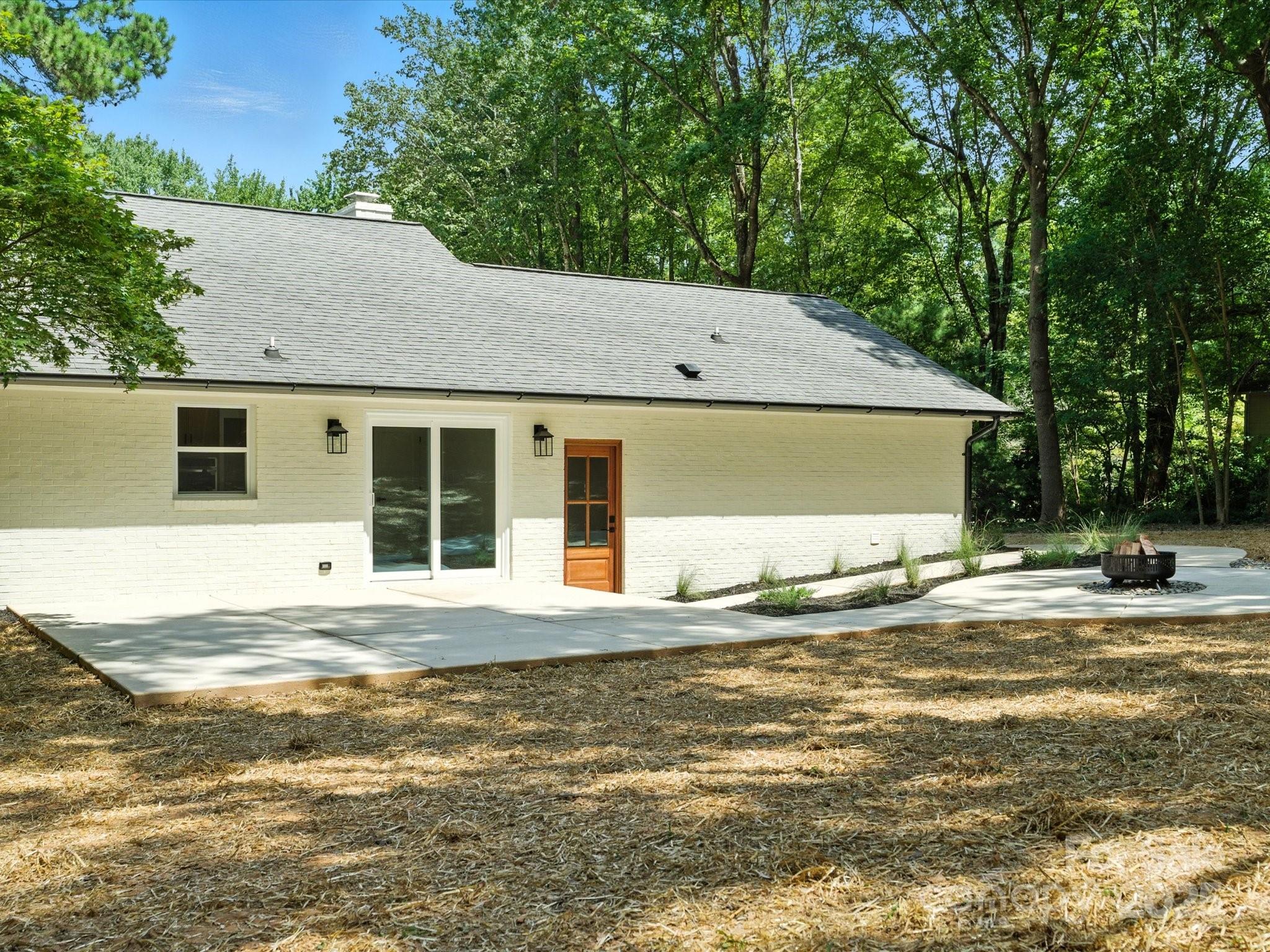3303 Reid Circle Monroe, NC 28112 - Photo 35 of 44 a house view with a sitting space