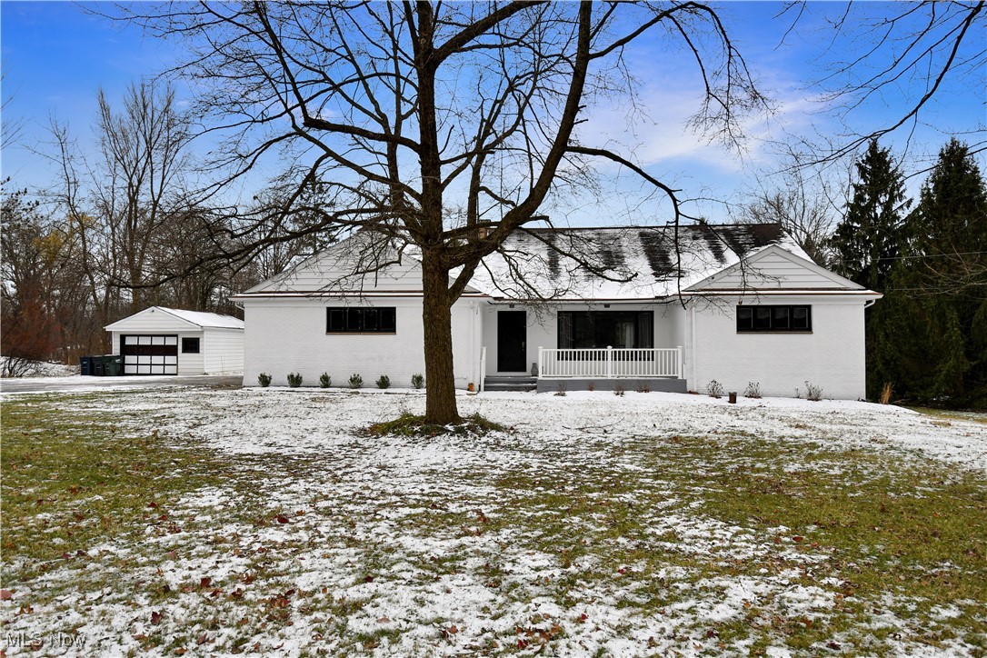 29700 Jackson Road Chagrin Falls, OH 44022 - Photo 2 of 38 Gallery Image 2