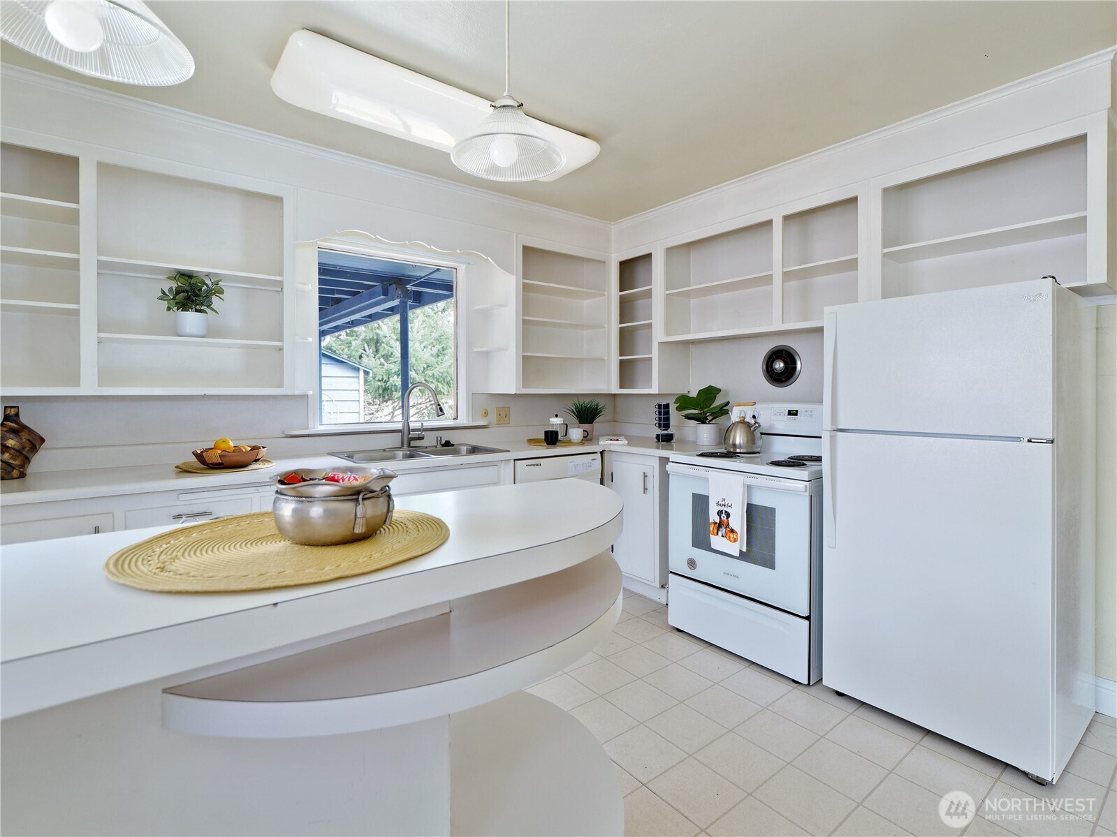 30 Southeast Bush Street Issaquah, WA 98027 - Photo 11 of 37