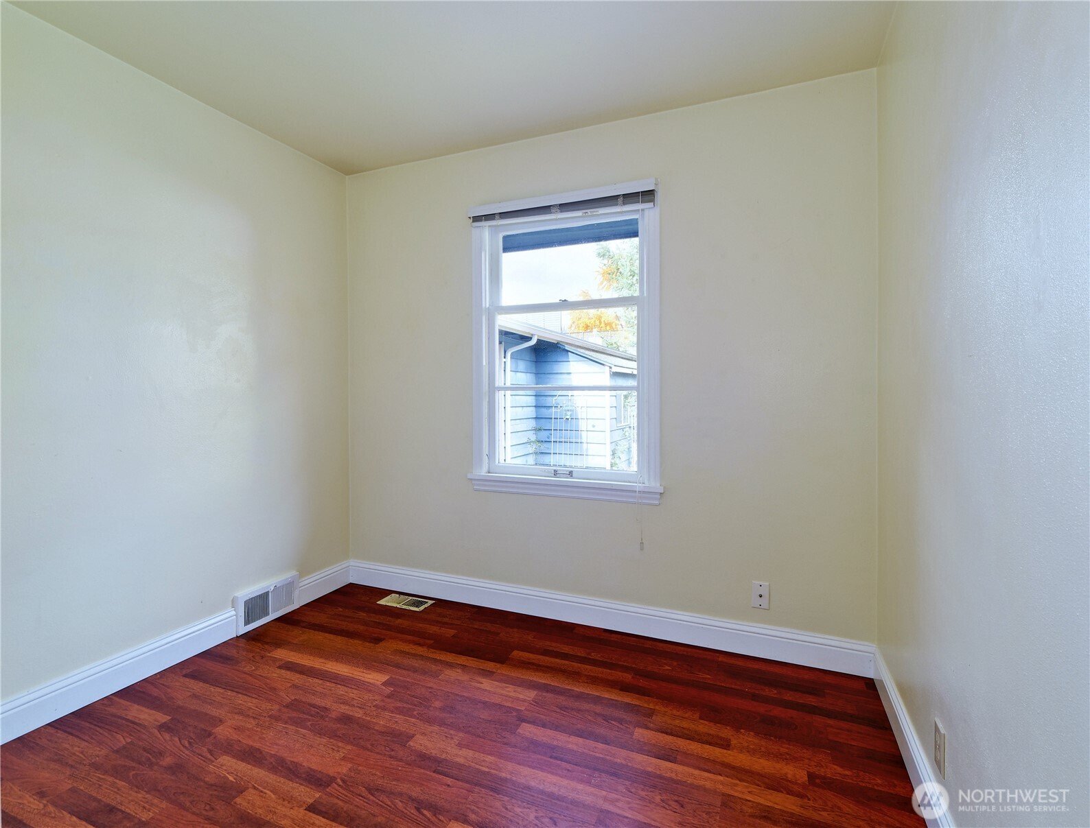 30 Southeast Bush Street Issaquah, WA 98027 - Photo 15 of 37