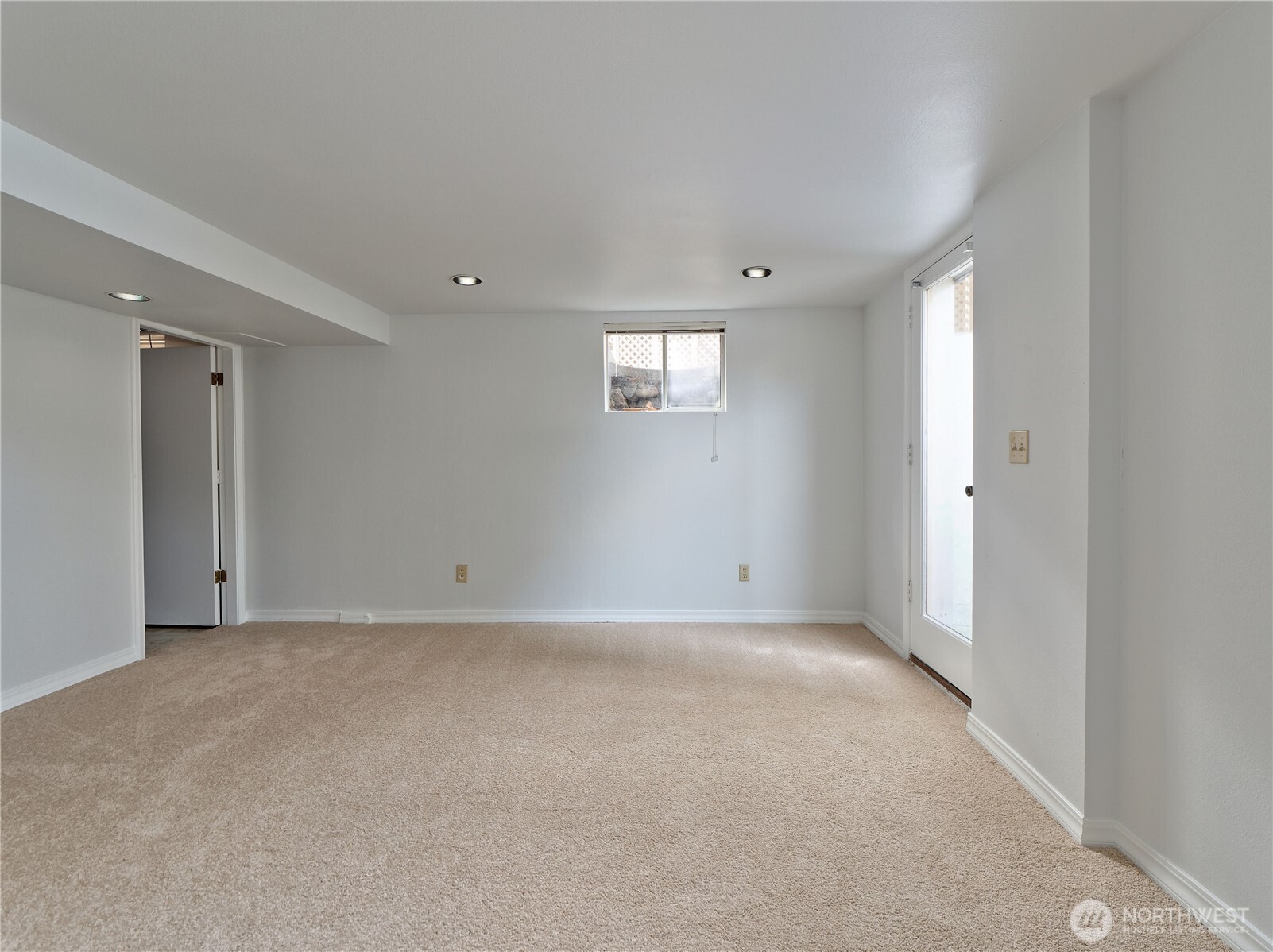 30 Southeast Bush Street Issaquah, WA 98027 - Photo 19 of 37