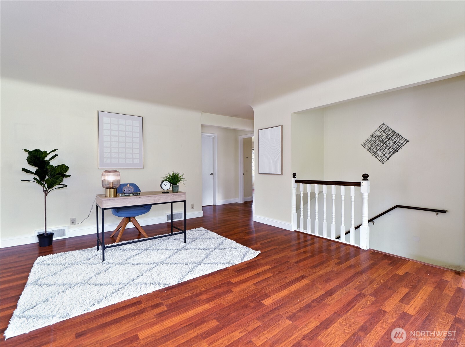 30 Southeast Bush Street Issaquah, WA 98027 - Photo 7 of 37