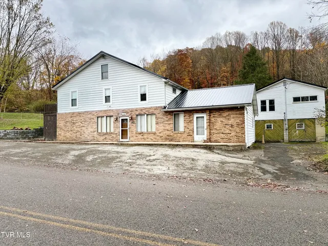 $289,000 | 6108 West Norton Road, Norton, VA 24273