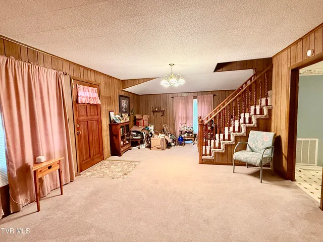 $289,000 | 6108 West Norton Road, Norton, VA 24273