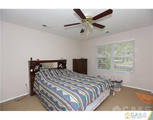 21 Woodbury Road Edison, NJ 08820 - Photo 7 of 14