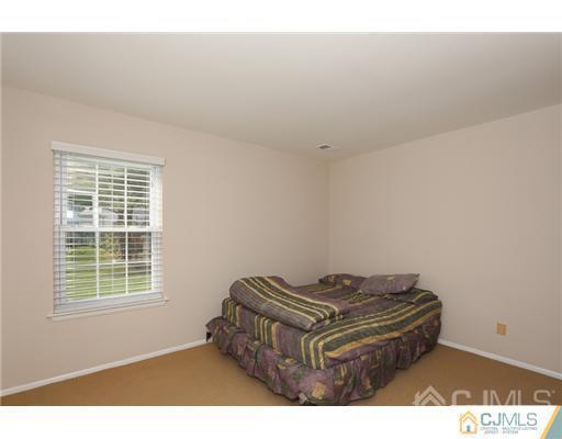 21 Woodbury Road Edison, NJ 08820 - Photo 8 of 14