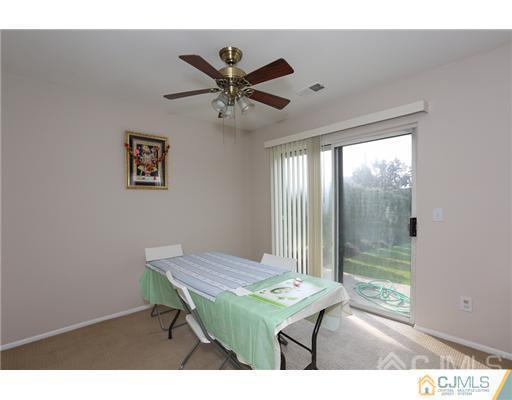 21 Woodbury Road Edison, NJ 08820 - Photo 10 of 14