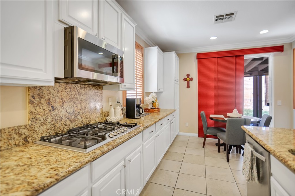 13816 Hummingbird Way Rancho Cucamonga, CA 91739 - Photo 11 of 53