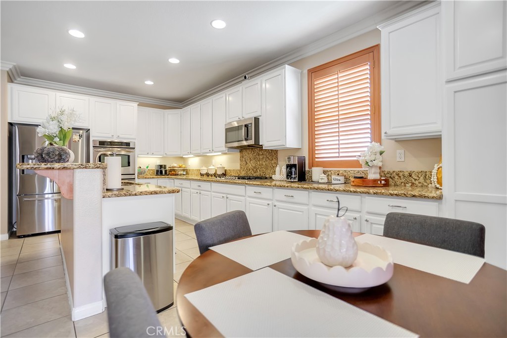 13816 Hummingbird Way Rancho Cucamonga, CA 91739 - Photo 14 of 53