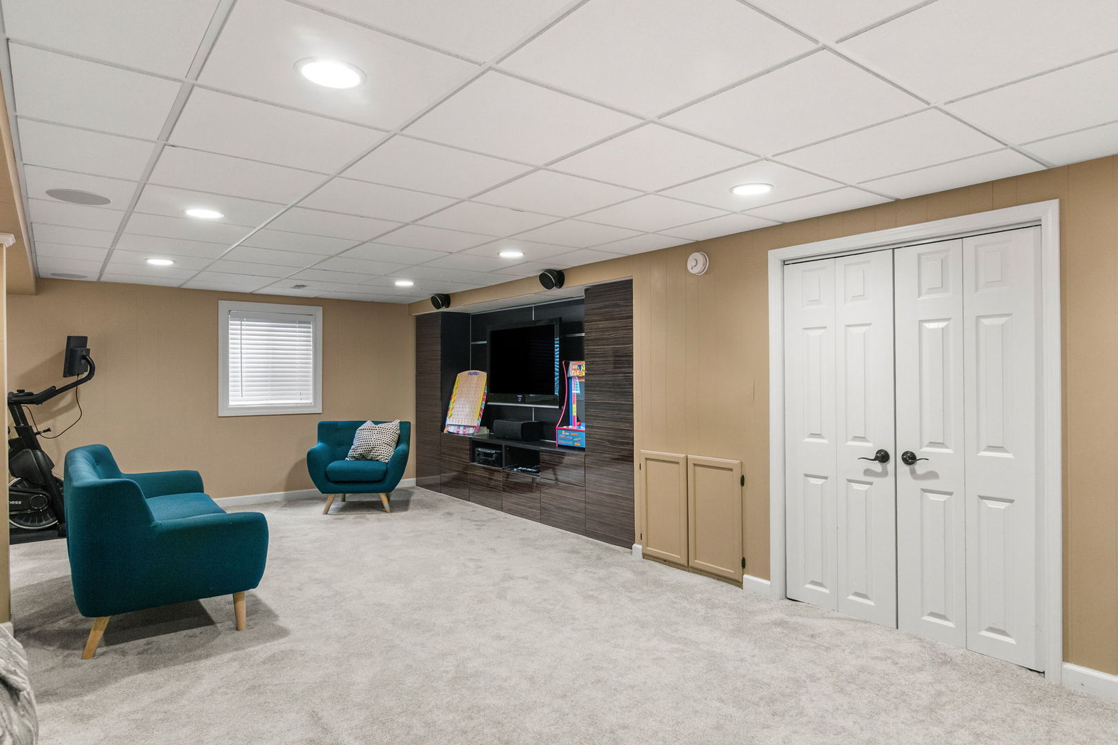 995 Georgetowne Lane Barrington, IL 60010 - Photo 22 of 27