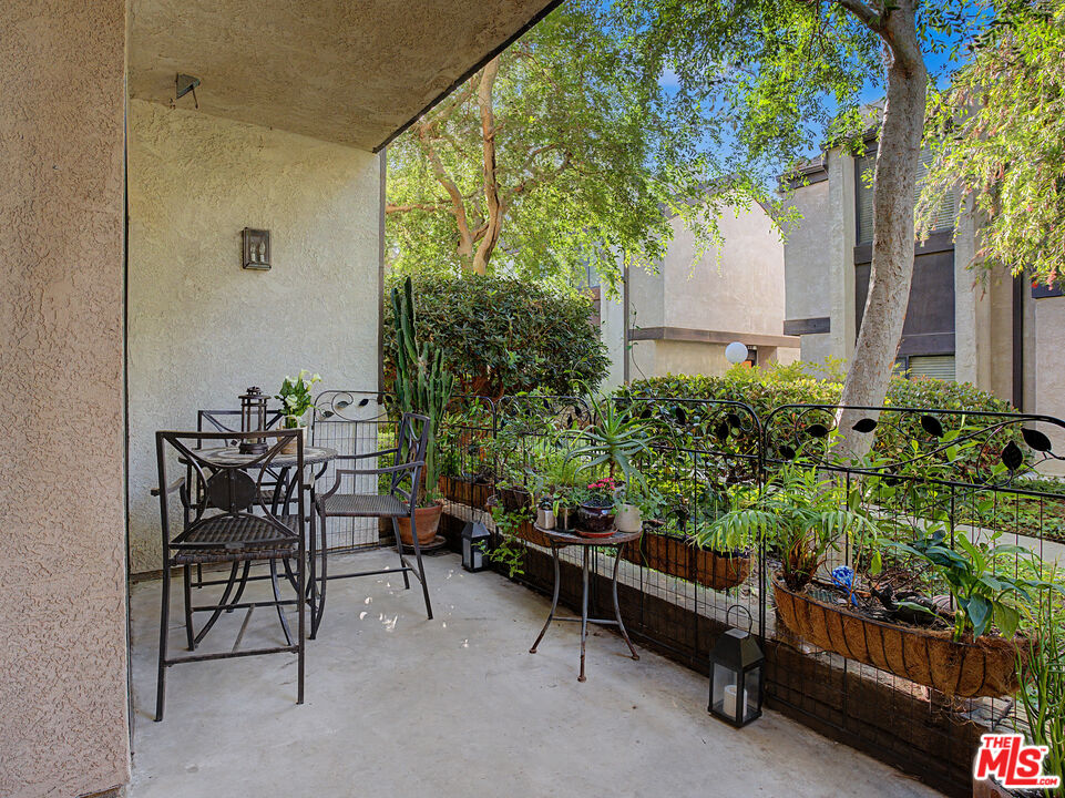 8675 Falmouth Avenue, Unit 110 Playa del Rey, CA 90293 - Photo 13 of 32