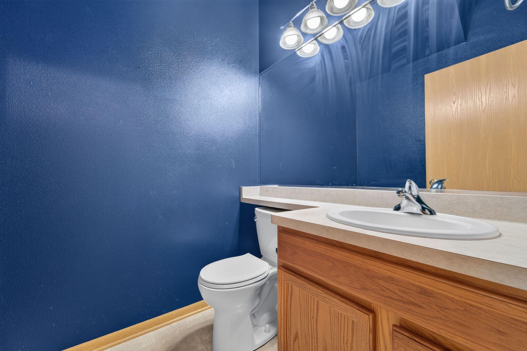 6195 Walnut Lane, Unit 68 Cudahy, WI 53110 - Photo 8 of 20 Main Floor Half Bathroom