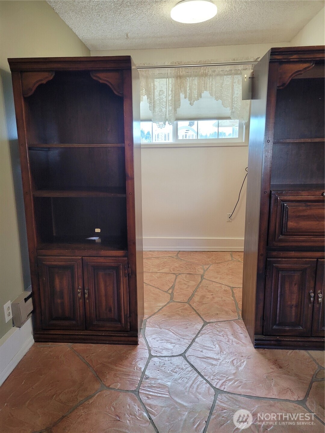 485 Spiketon Road Buckley, WA 98321 - Photo 16 of 27