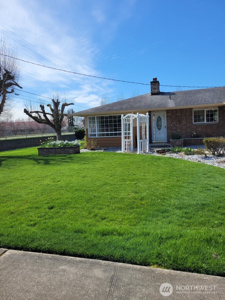 485 Spiketon Road Buckley, WA 98321 - Photo 3 of 27