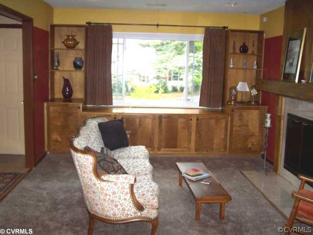 418 Marblethorpe Road Richmond, VA 23236 - Photo 2 of 6 Living Room