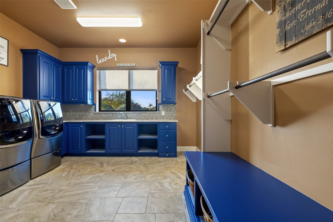 1039 Bluewater Place Spring Branch, TX 78070 - Photo 36 of 40 a kitchen with stainless steel appliances granite countertop a refrigerator and a stove