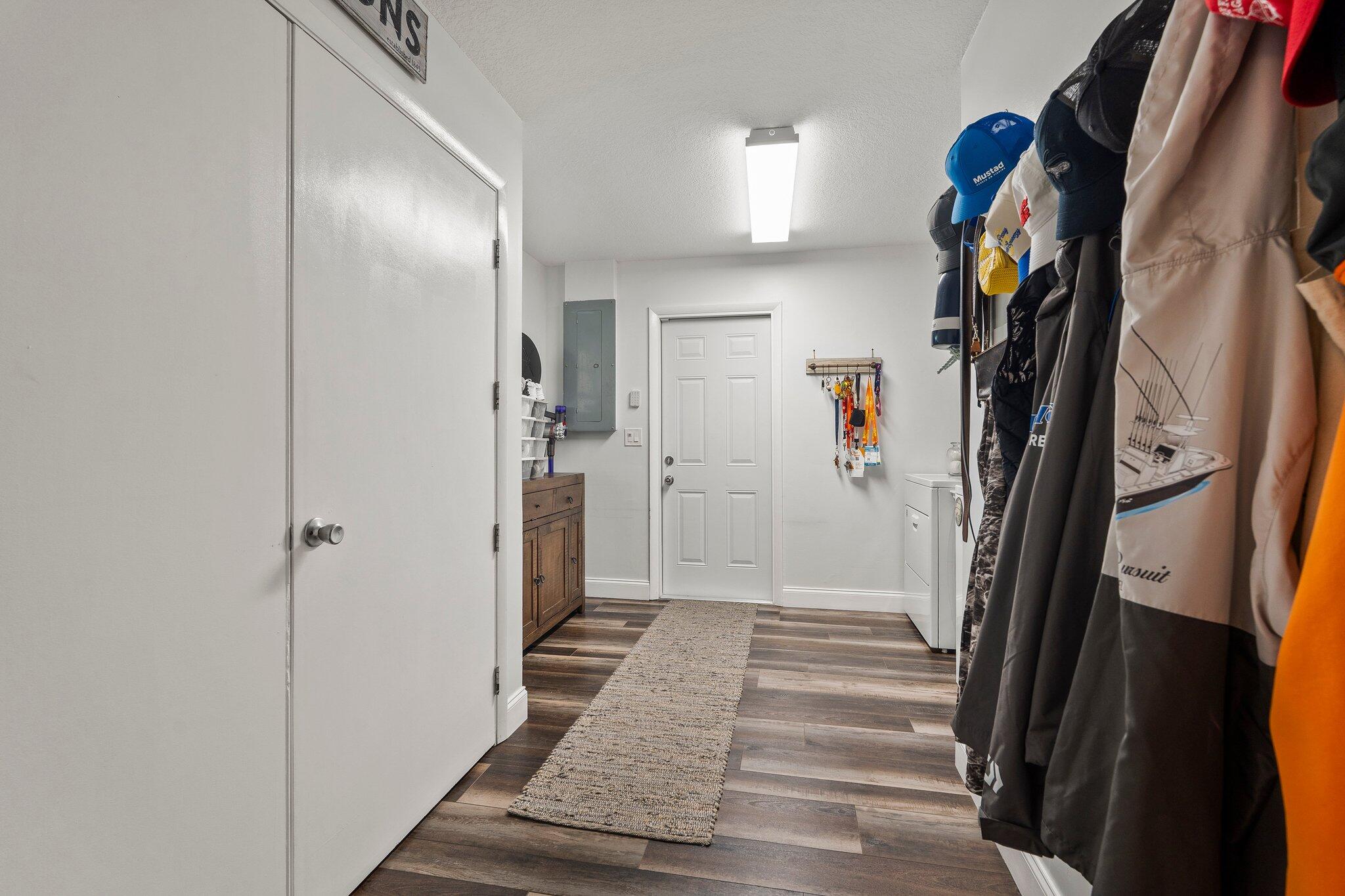 605 Ribaut Road Fort Pierce, FL 34947 - Photo 23 of 35 Laundry Room