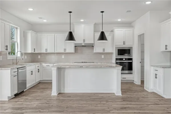 $539,900 | 942 Homepark Circle, Buford, GA 30518