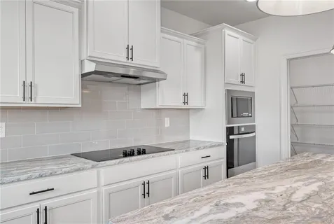 $564,900 | 942 Homepark Circle, Buford, GA 30518