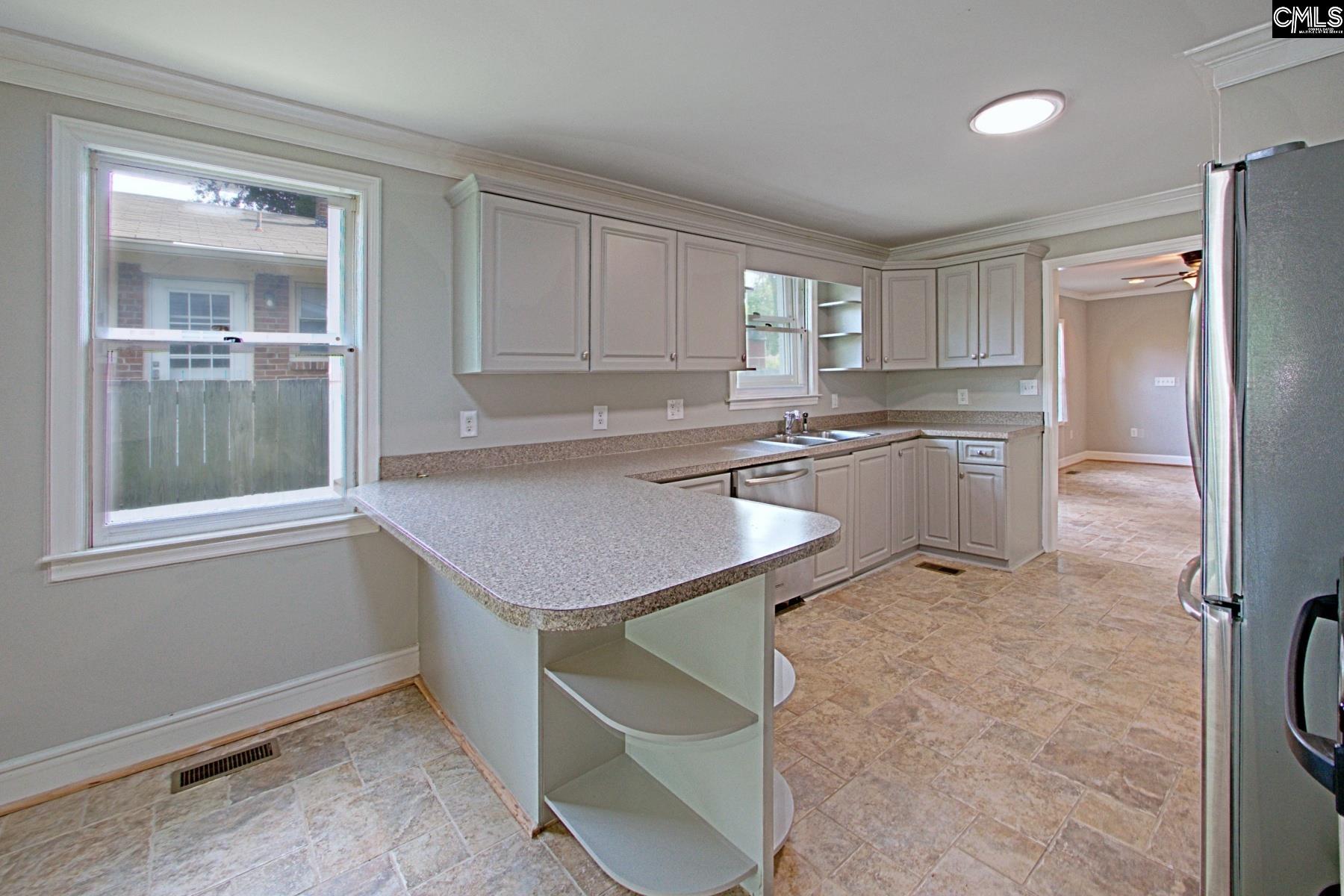 1430 Dahlia Road Columbia, SC 29205 - Photo 7 of 43