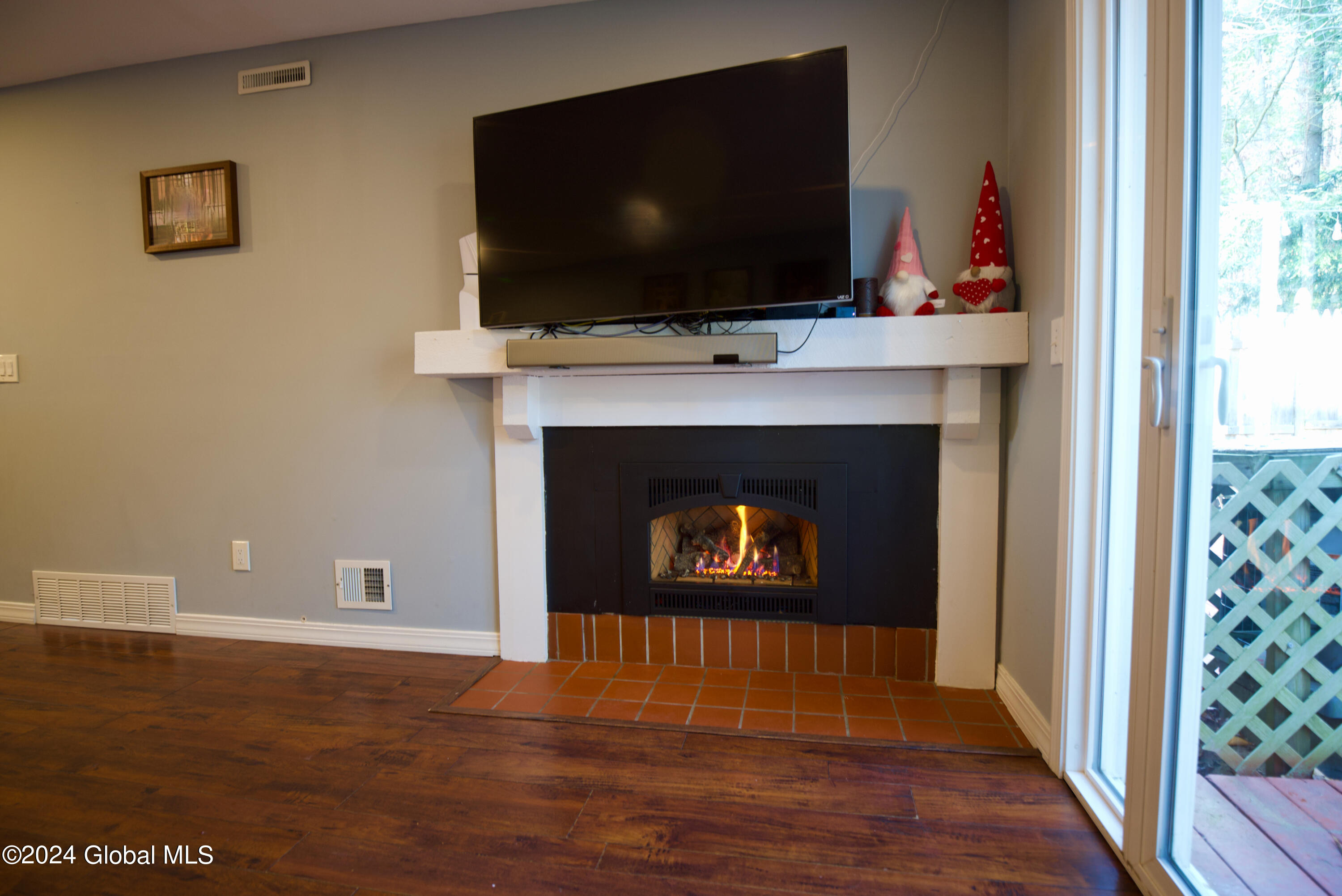 18 Snowberry Road Malta, NY 12020 - Photo 11 of 45 11