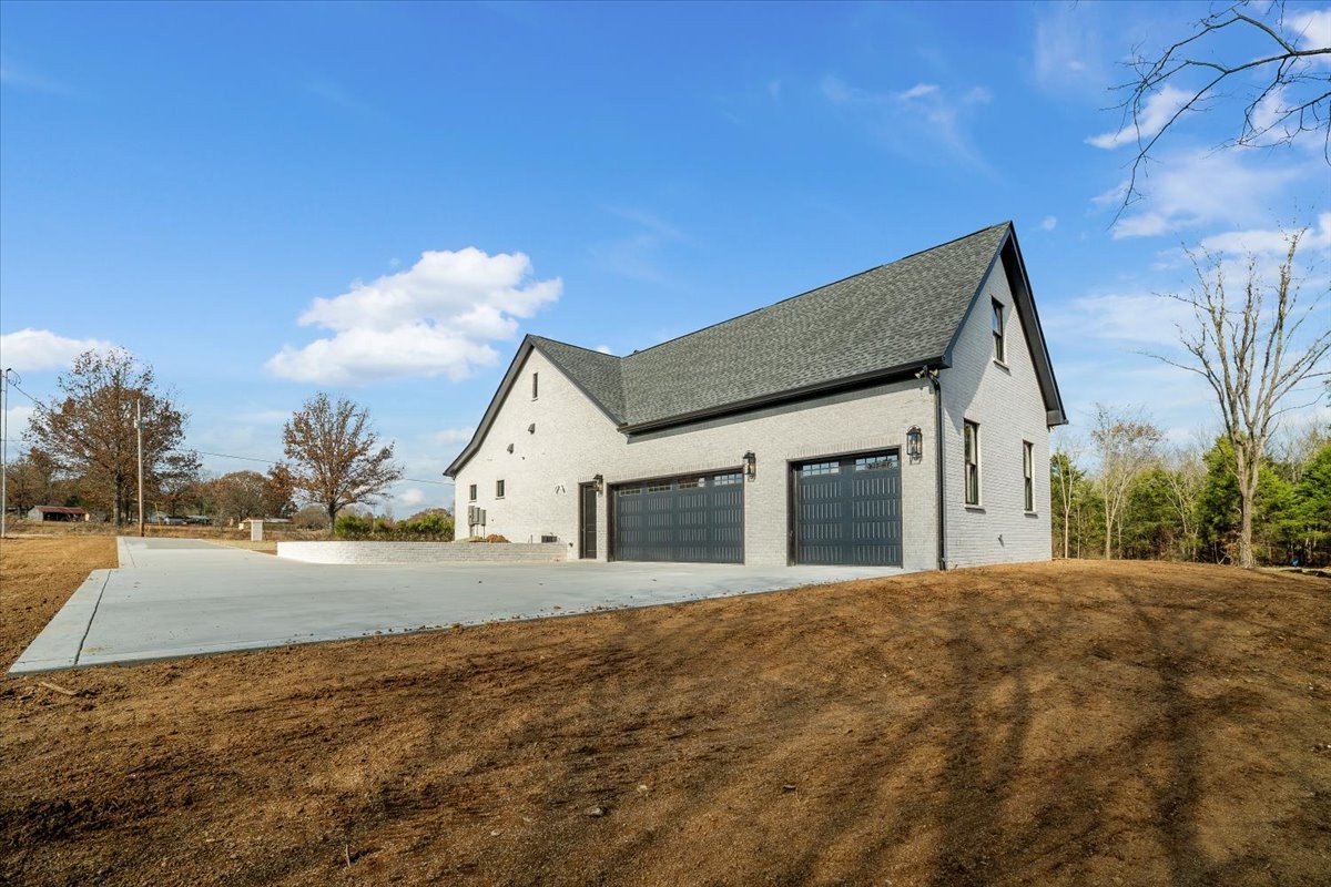 2412 Joe Brown Road Spring Hill, TN 37174 - Photo 36 of 86