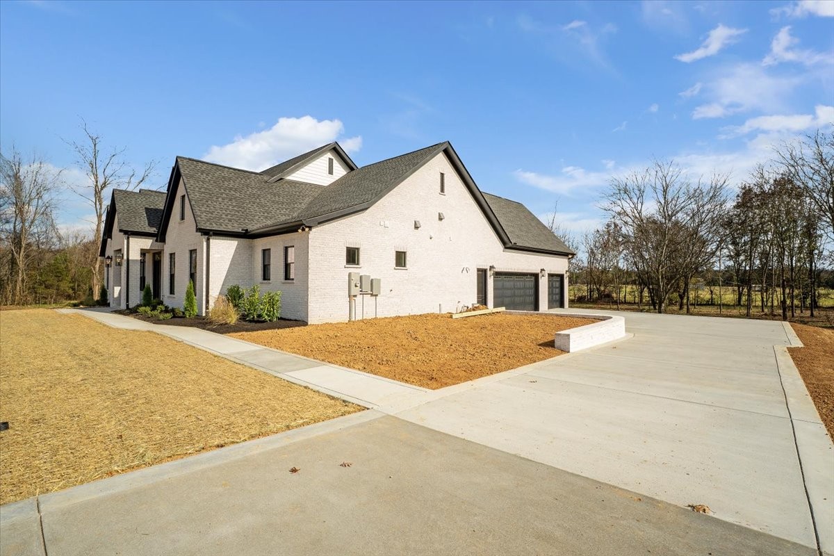 2412 Joe Brown Road Spring Hill, TN 37174 - Photo 39 of 86