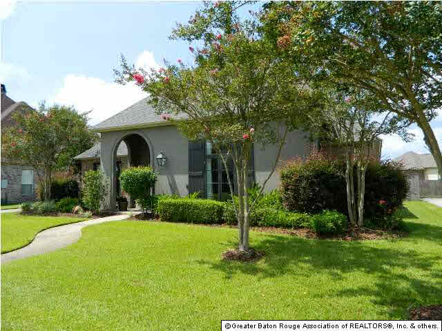 17918 Jefferson Ridge Drive Baton Rouge, LA 70817 - Photo 2 of 26 Gallery Image 2