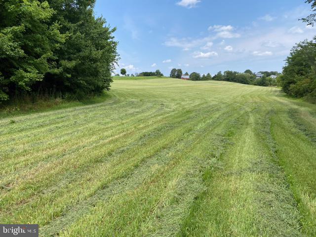 270 Kingsdale Road Littlestown, PA 17340 - Photo 5 of 6