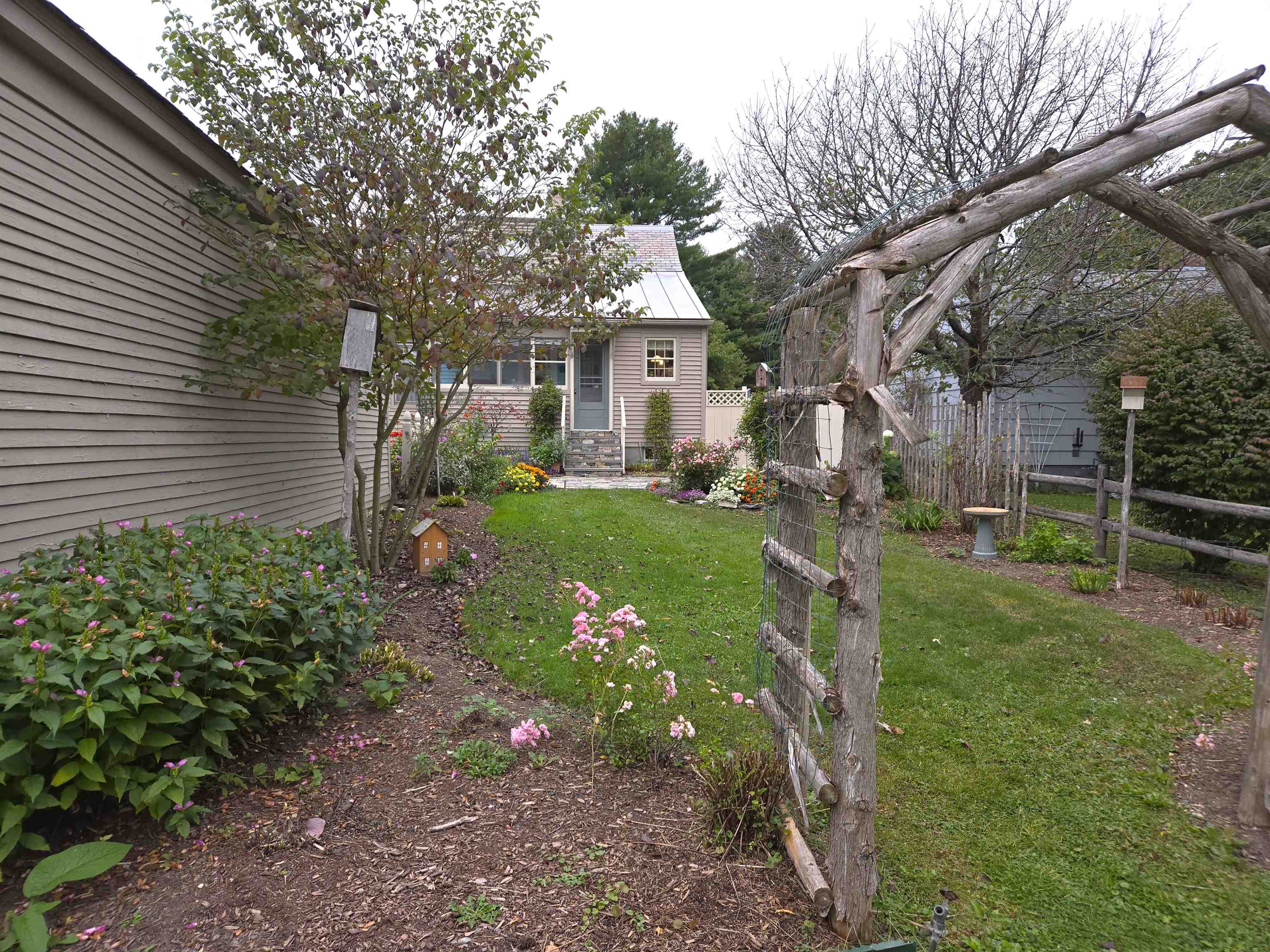 10 Thrall Avenue Rutland, VT 05701 - Photo 21 of 28