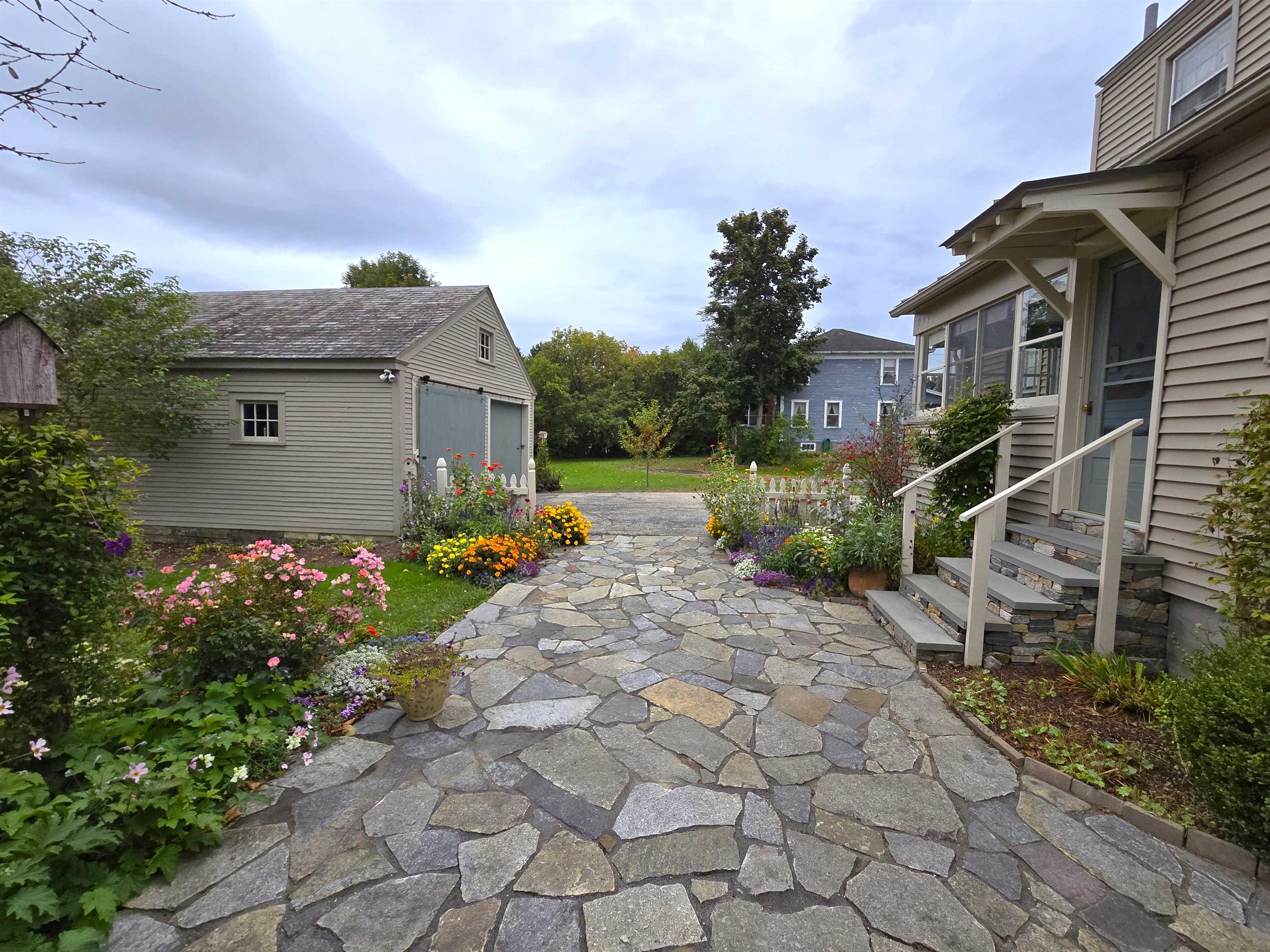 10 Thrall Avenue Rutland, VT 05701 - Photo 23 of 28