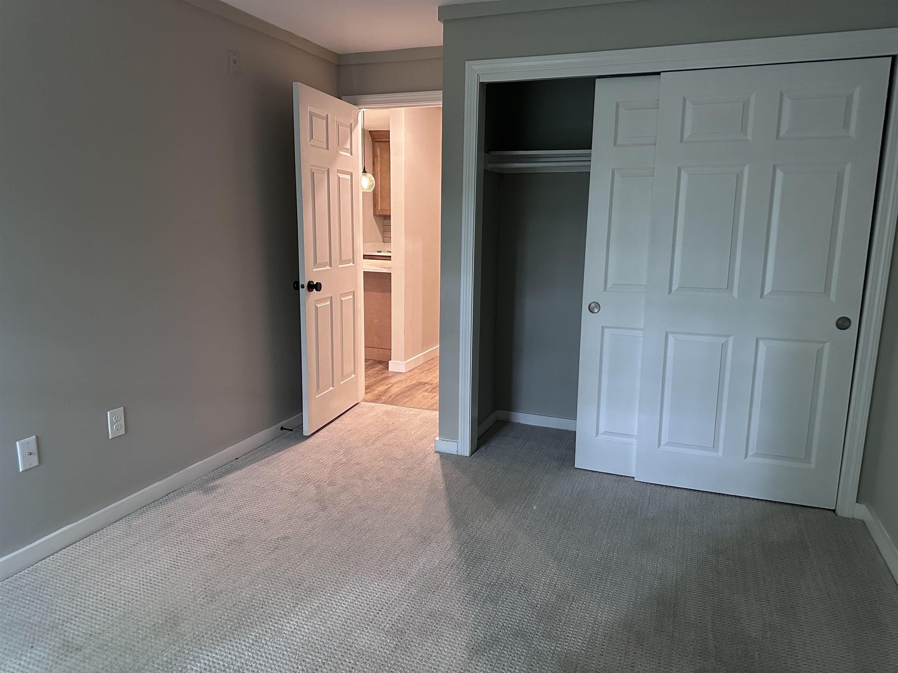 30 Wolf Road, Unit 612 Lebanon, NH 03766 - Photo 21 of 37