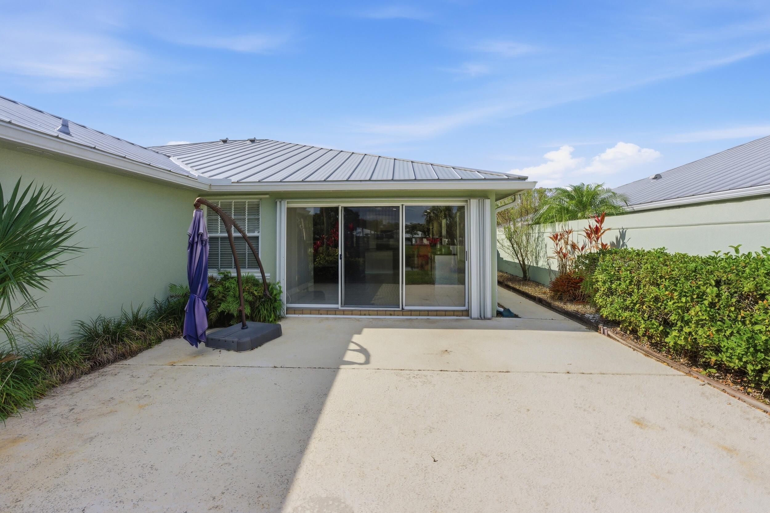 1624 Southwest Waterfall Boulevard Palm City, FL 34990 - Photo 38 of 48 53__jjl6930